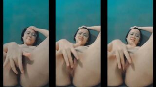 Bokep avtub indo abg kacamata colmek hot