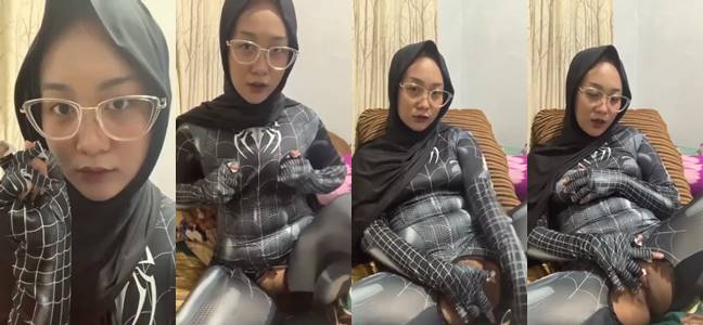 Bokep jilbab kacamata costum spiderman black colmek