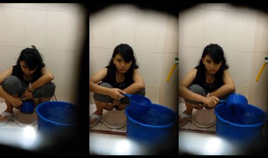 Bokep ngintip pipis twitter cewek di wc umum